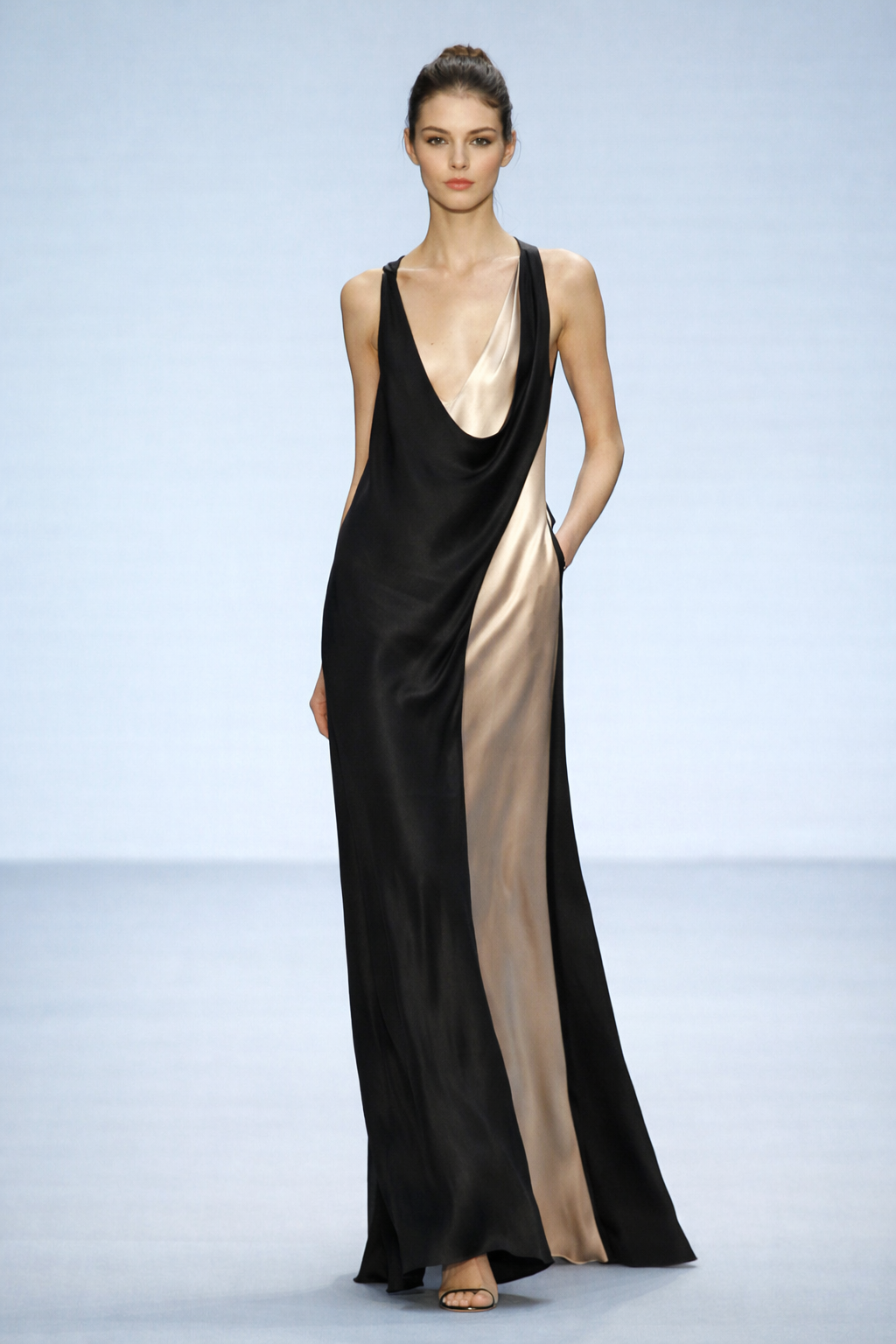 VESTIDO SOMBRA DORADA