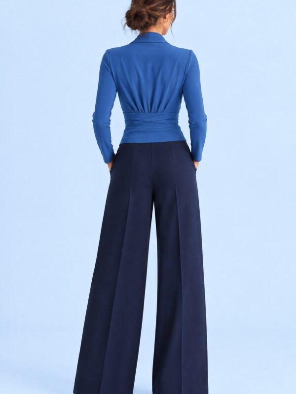 Blusa Nicte de Deamo Noblesse, modelo de espalda