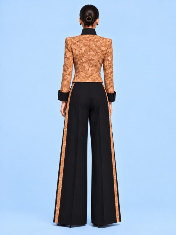 Conjunto Zigzag de Deamo Noblesse, modelo de espalda