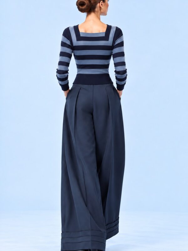 Conjunto Líneas Silenciosas azul de Deamo Noblesse, modelo de espalda